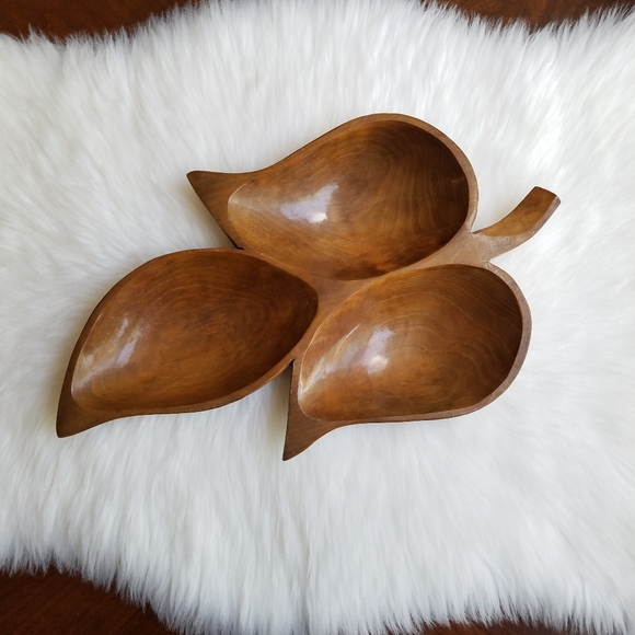 Boho Vintage Leaf Shaped Wooden Tray - Picture 1 of 13